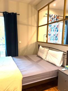 Cosy, Athens core fully renovated apartment - 4