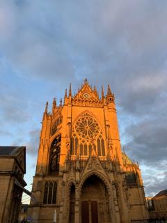 Au petit cœur Messin chaleureux T2 entièrement rénové - 9