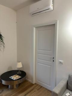 Modern one-bedroom apartment with terrace - Naviglio Martesana - 8