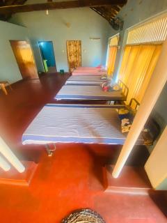 Ceylon Grand Airport Tourist Accommodation - 6