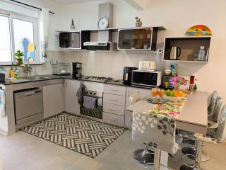 Coconut Palm Retreat - 4