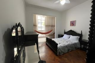 Apto Clássico, 2 quadras da Praia, Copacabana Palace e Metrô - Ar Condicionado - Muito bem Equipado - 0