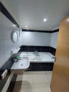 Rez-de-chaussée garage wifigzz de ville - 3