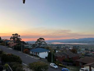 Tamar Riverside Views Retreat - 3