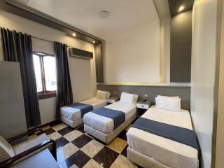 Family Palace Hostel - 7