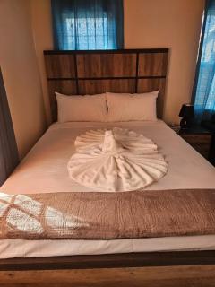 Suite Serene At Phoenix Park Village 1 - 7