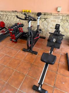 Apartamento privado con piscina y jardin compartidos. - 9