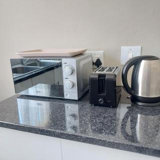 Cozy Livin - Bachelor - 9