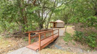 Chic Woodland Yurt Rental on a Wellness Ranch in Southern California - 6