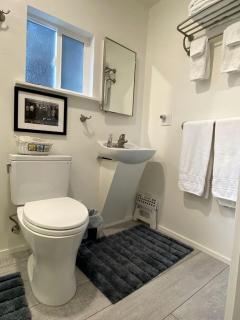 Charming Studio Cottage on Private Beach near Point Reyes National Seashore, California - 3