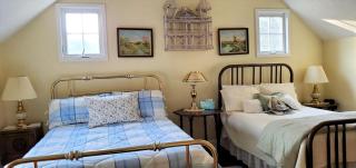 Lovely Cottage on Farm near Shenandoah National Park, Virginia - 9