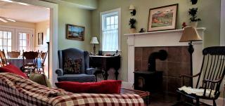 Lovely Cottage on Farm near Shenandoah National Park, Virginia - 6