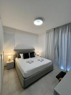 Golden Hour Apartment - Venus Gardens - 5