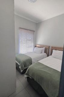 36 Villa Pirogue - Home away from home - 1