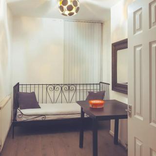 Matchday Mile House - sleeps 8 - 4