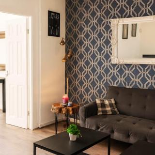 Matchday Mile House - sleeps 8 - 9