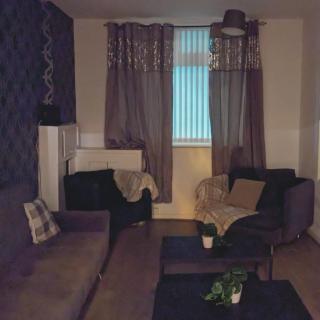 Matchday Mile House - sleeps 8 - 5