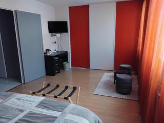 Chambre 20 m2 S de B et WC privés, Garage - 6