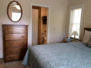 Secluded and Historic 1890s Cottage near the Blue Ridge Mountains, North Carolina - 7