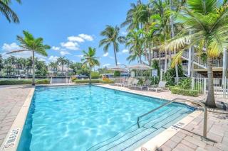 Luxury Boca Stay - Pool, Hot Tub & Intracoastal - 6