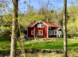 Vallevägen Country Retreat - Private Pond, Fireplace & Nature - 0