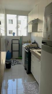 Cozy 2-Bedroom Apartment 2 km from the Airport - 4