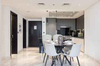 Upscale 2BR with Private Terrace & Pool View - 1