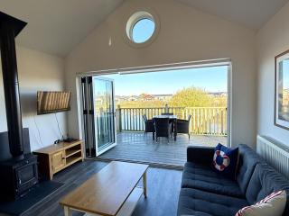 Lake and Tide Lodge - 6