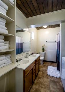 Fantastic Log Cabin Rental for a Fun-Filled Family Vacation in Texas - 5