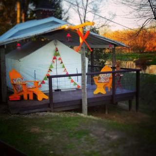 Unique Repurposed Barn near Niles for Glamping in Michigan - 4