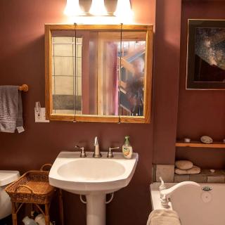 Cozy and Intimate Cabin Rental near Livingston for a Romantic Getaway in Montana - 9