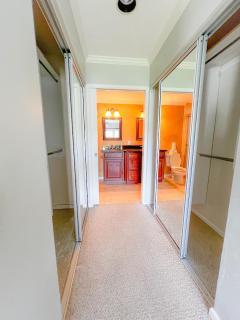 Waterfront Bliss at Tropical Townhouse townhouse - Honolulu - 1