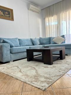 10-th floor flat with stunning city view - 3