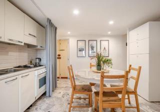 Norma House on the Rocks - 1