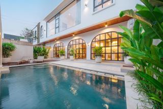 Kavana Élan 2BR Private Pool Villa - 5 mins to Berawa beach - Canggu - 9