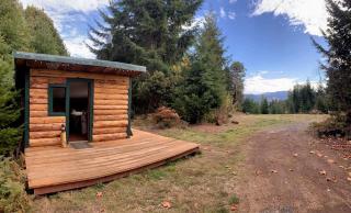Secluded Safari Tent Perfect for a Glamping Getaway near Blue Lake, California - 9