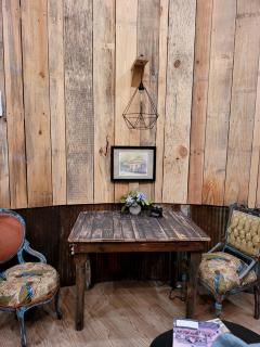 Luxury Converted Silo Glamping Site for Romantic Weekends Away in Danville, Georgia - 4