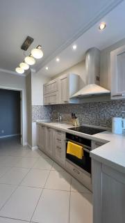 Трехкомнатная квартира рядом с Байтереком - 3