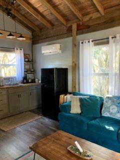 Tranquil Glamping near the Coast: Charming Rustic Cabin Rental in Midway, Georgia - 4