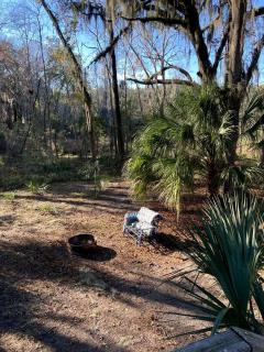 Tranquil Glamping near the Coast: Charming Rustic Cabin Rental in Midway, Georgia - 1