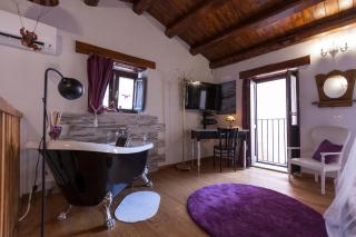 Ortigia Deluxe S.A.L. - 6