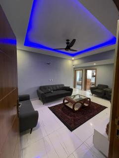 The Triple-Bedroom Escape - 0