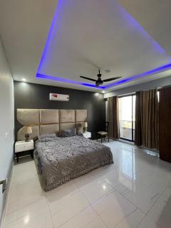 The Triple-Bedroom Escape - 7