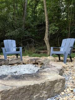 Lovely Bell Tent with Spacious Interior Great for Small Groups in Pennsylvania - 4