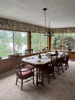 Peaceful 4 bedroom Lakehouse with no neighbors - 3