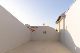 استديو فاخر بشرفة في ابحر - 7