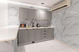 استديو فاخر بشرفة في ابحر - 4