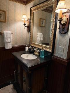 The Stegmaier Mansion Guest House - 4