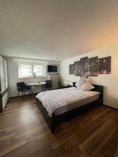 Schickes kleines Souterrain Apartment - 0