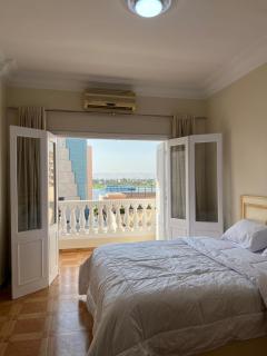 Nile View Luxe Stay , Walk to Luxor Temple - 0